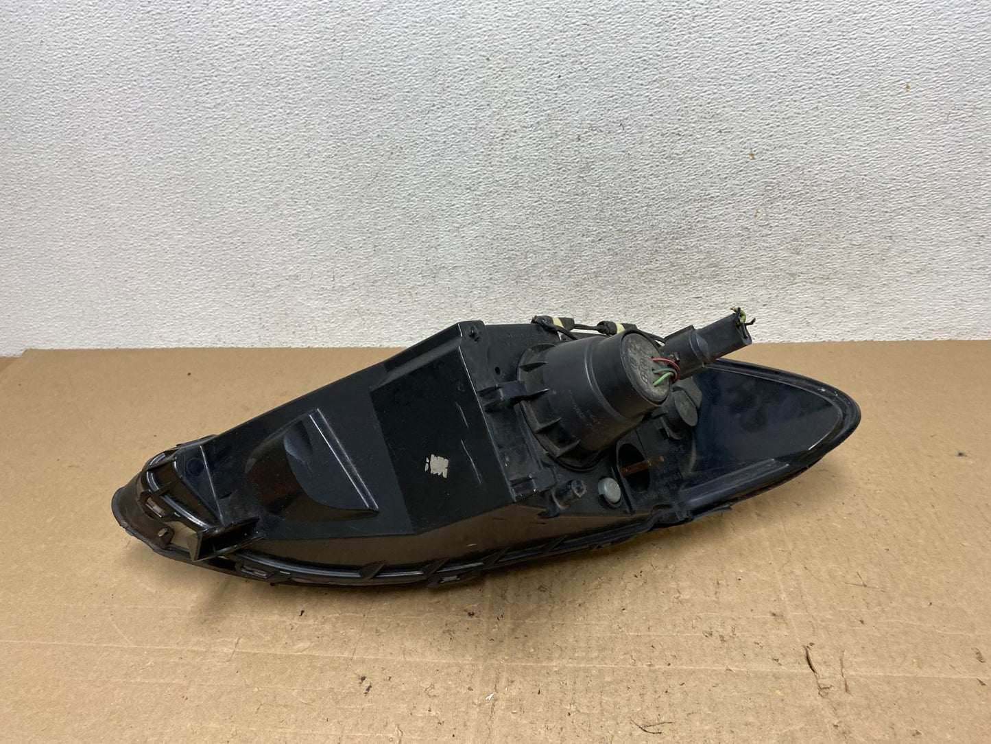 2000 to 2007 Ford Taurus Left Driver LH Side Halogen Headlight AE6513 DW6