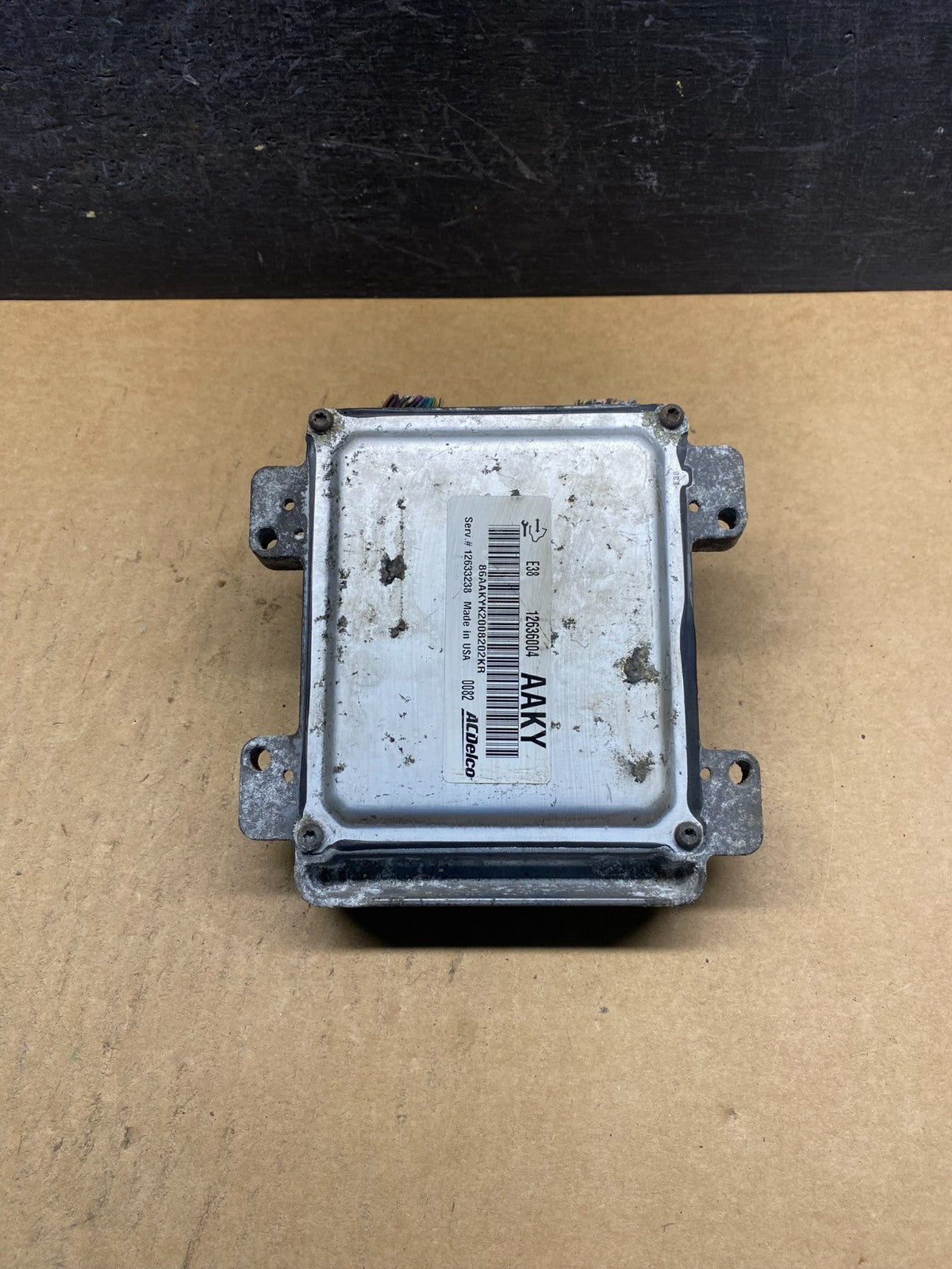 2010 to 2013 Chevrolet Silverado Yukon Engine Control Module ECM ECU AH5100 DG1