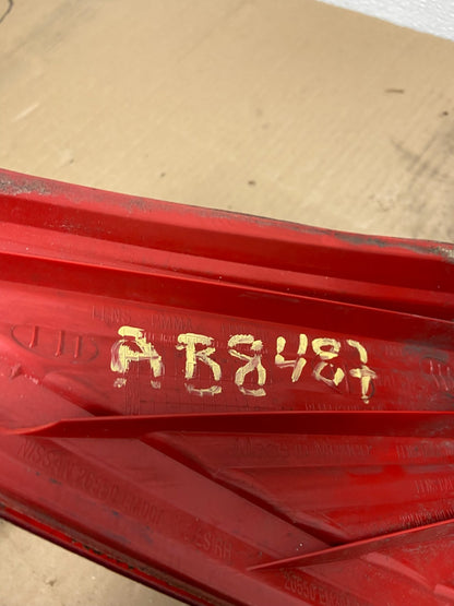2007 - 2012 Nissan Versa Hatchback Right Passenger Side Tail Light AB8487 DW8