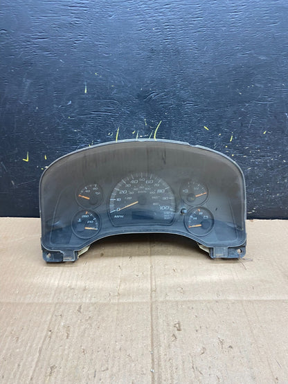 2003 to 2007 Chevrolet Express Speedometer Cluster Gauge 25755008 AA8169 DG0