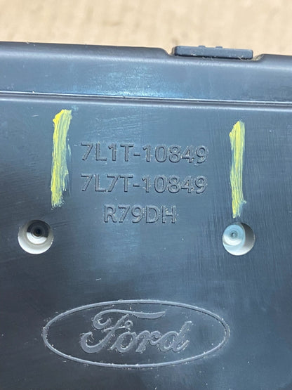 2007 2008 Ford  Expedition Speedometer Cluster Gauge Oem P3398 DG6