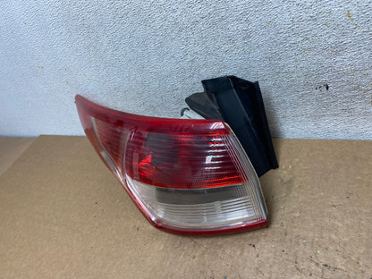 2013 to 2016 Ford Escape Left Driver LH Side Tail Light AI3627 LK1