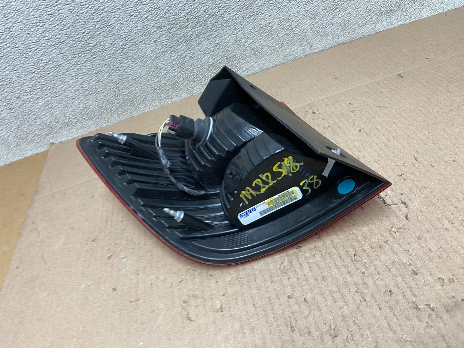 2009 - 2011 Dodge Journey Right Passenger Side Tail Light DEPO Z4038 DW4