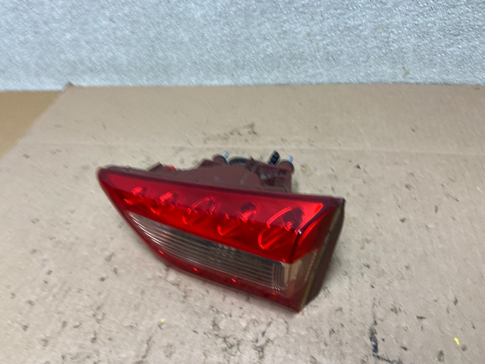 2009-2017 Infiniti FX35 FX50 QX70 Right Passenger Inner Tail Light Oem Z6338 DW1
