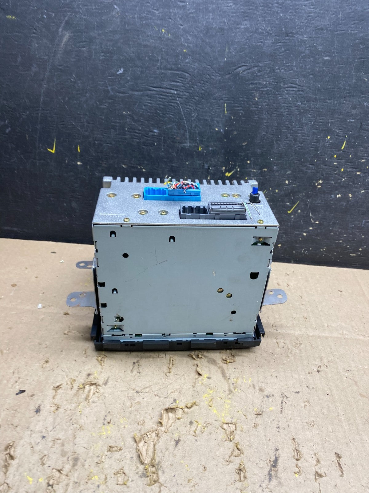 2003-2005 Honda Pilot Center Radio AM CD Player Climate Control U5563 DG4