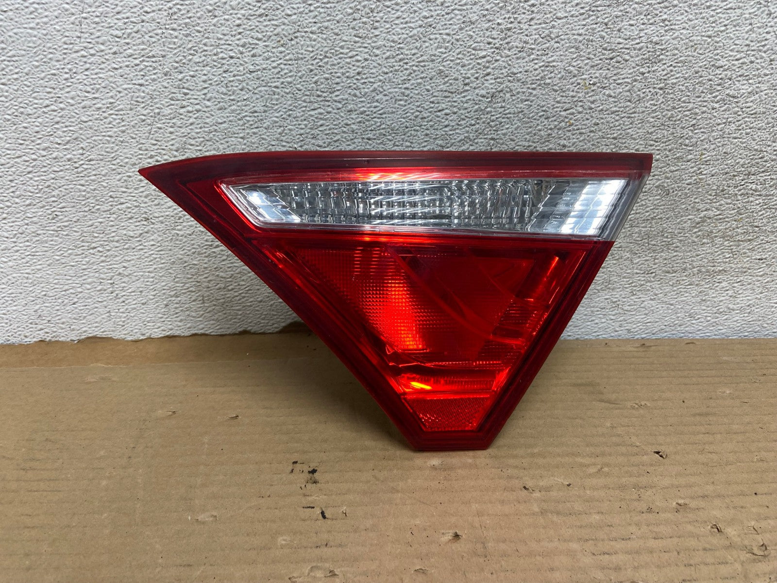 2015 - 2017 Toyota Camry Right Passenger RH Side Tail Light Inner AH0614 LK0