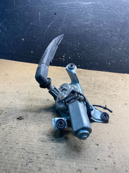 2014-2015 Kia Sorento Rear Glass Windshield Wiper Motor OEM aa2826 DG3