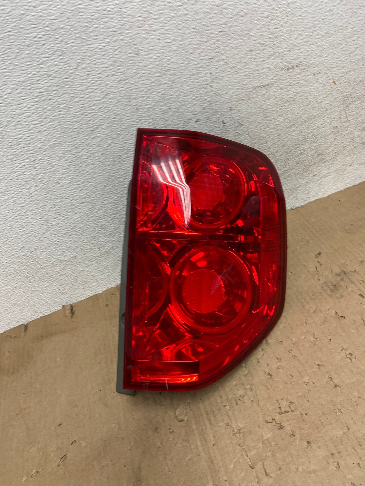 2003 2004 2005 Honda Pilot Right Passenger RH Side Tail Light AE9244 LK2