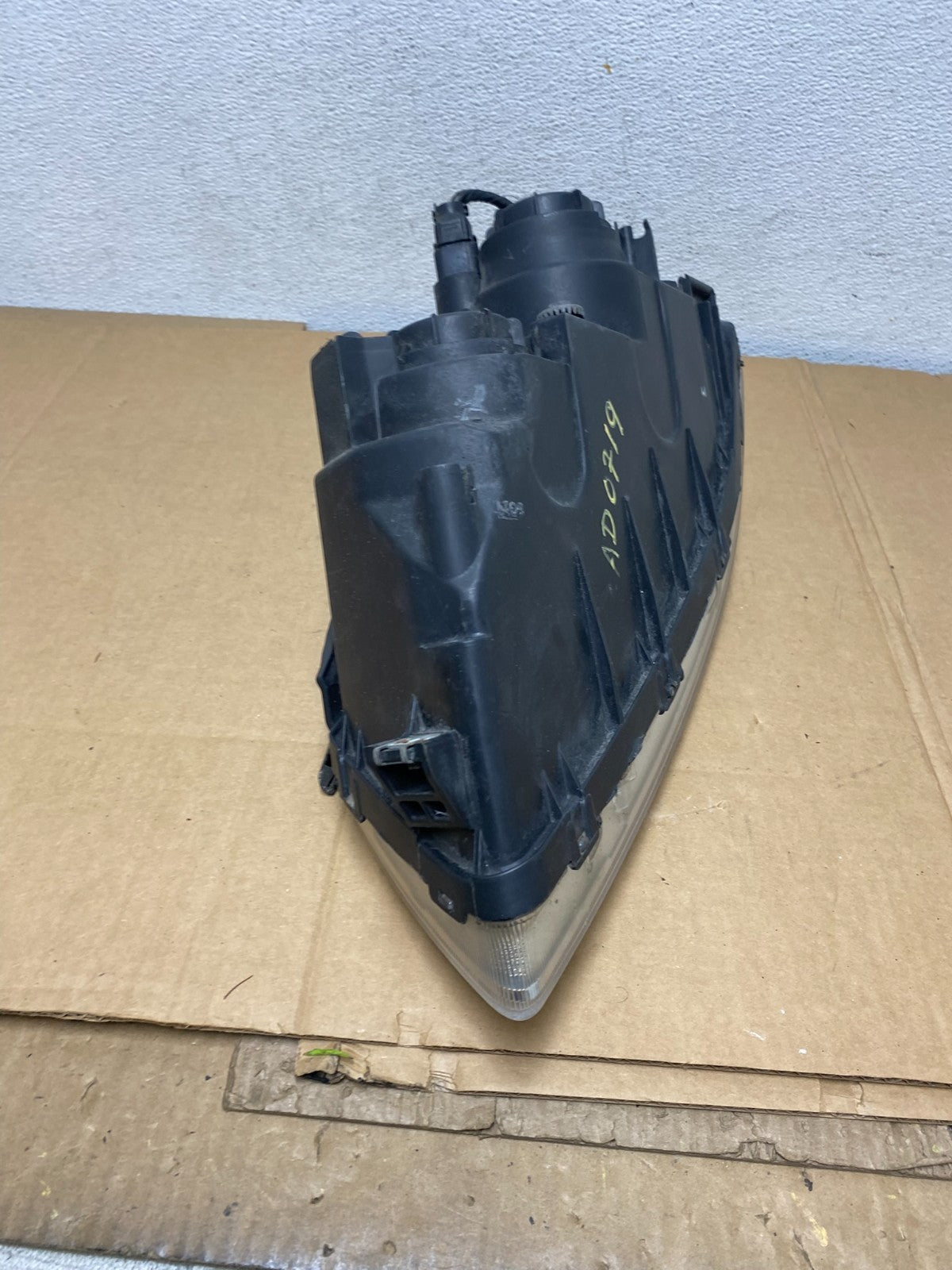 2006-2008 Hyundai Sonata Right Passenger Rh Side Headlight Halogen AD0719 DW8