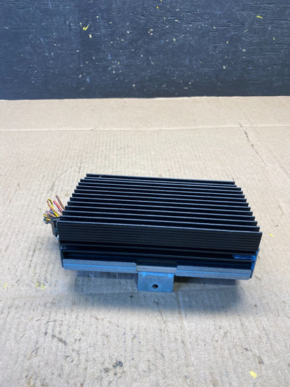 2007-2010 BMW X5 Top HiFi Lear Radio Audio Amplifier Amp OEM R6056 DG3