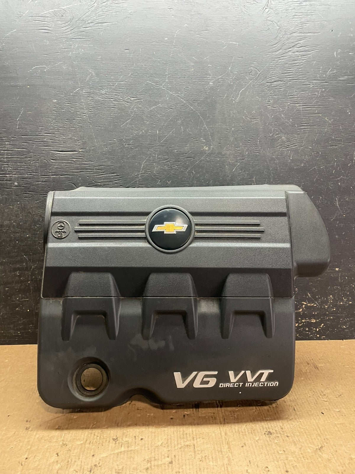 2010 to 2012 Chevrolet Equinox V6 VVT Plastic Engine Cover Shield OEM z6015 DG0