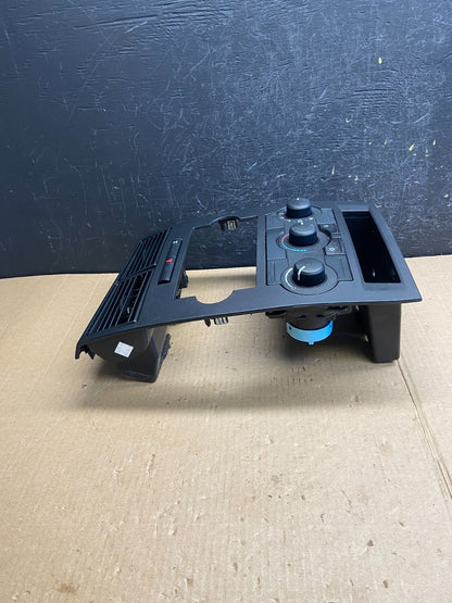 2005 - 2007 Dodge Charger Dash Climate Temperature Control Radio Bezel AE4459 DG1