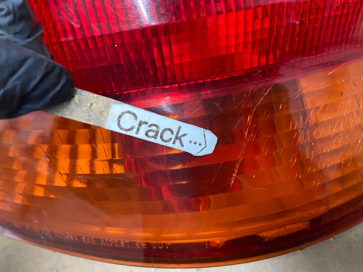 1999 2000 2001 Honda Odyssey Right Passenger Side Tail Light AH9041 LK5