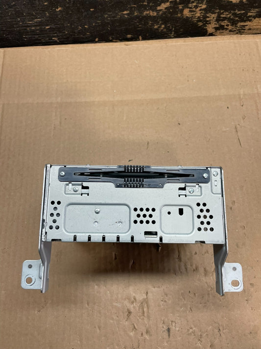 2010 2011 2012 Ford Taurus Radio Stereo CD Player Receiver AM FM Audio AB2923 DG0