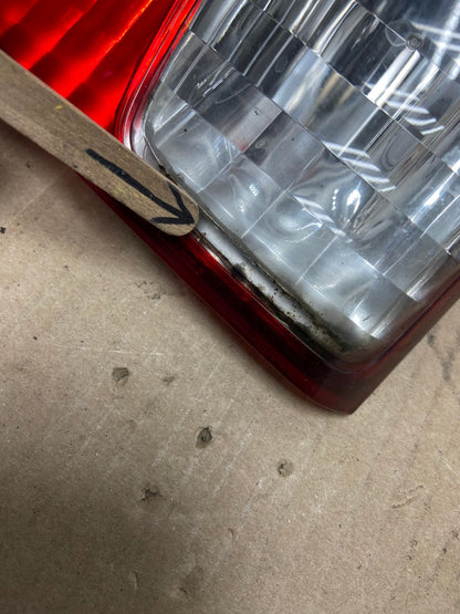 2000-2001 Toyota Camry Tail Light Left Driver LH Side Inner AE9519 LK4