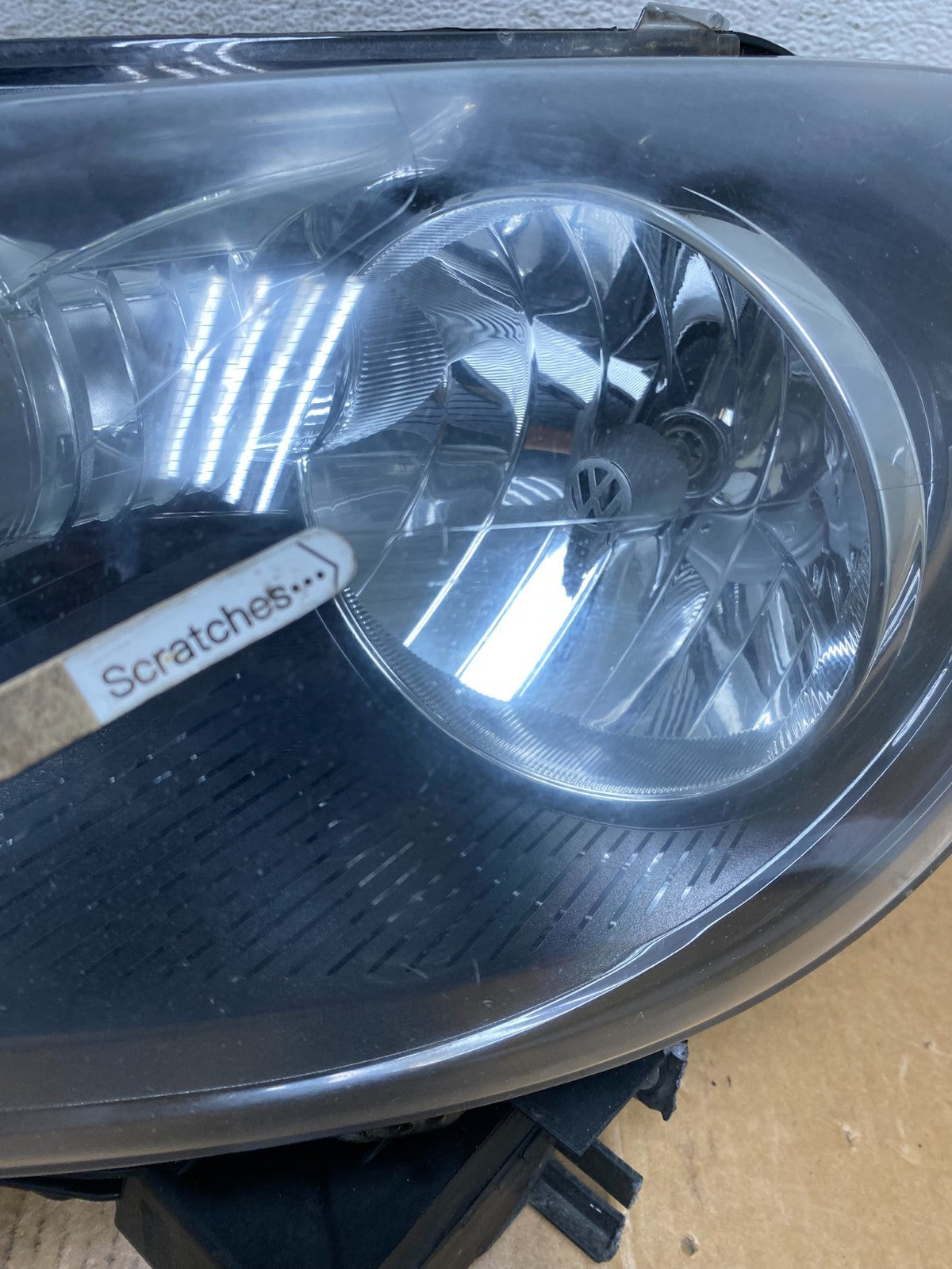 2010-2014 Volkswagen Golf MK6 GTI Left Driver LH Halogen Headlight AD9236 DW3