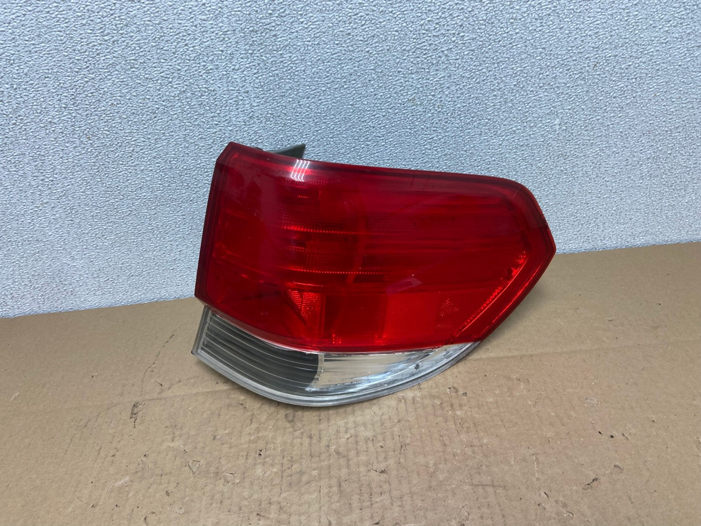 2008 2009 2010 Honda Odyssey Right Passenger Side Tail Light AB6263 LK0