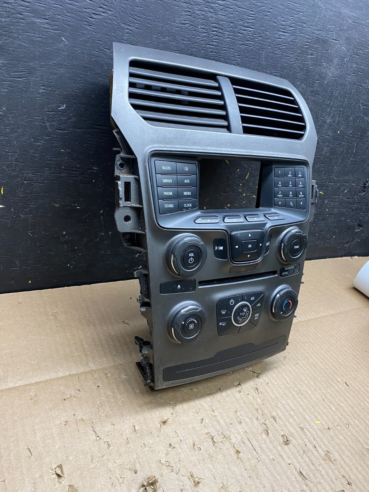 2014 2015 Ford Explorer Radio Climate Control Trim Bezel Panel v1514 DG2