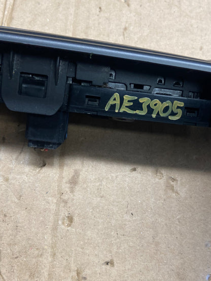 2015 to 2016 Chrysler 200 Radio Dash Bezel Trim Vent Hazard Panel ae3905 DG8