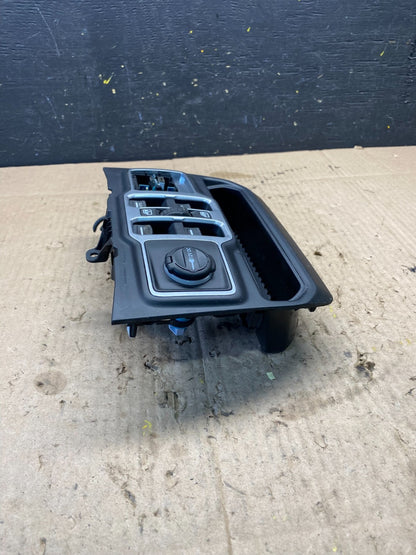 2018-2023 Jeep Wrangler Center Master Window Switch Charger Bezel Unit P7827 DG3