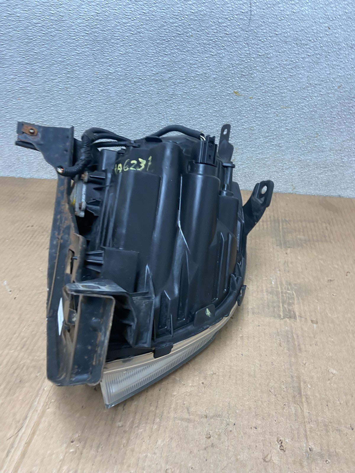 2005 2006 2007 Mercury Montego Left Driver LH Side Headlight Xenon HID AA6237 DG7