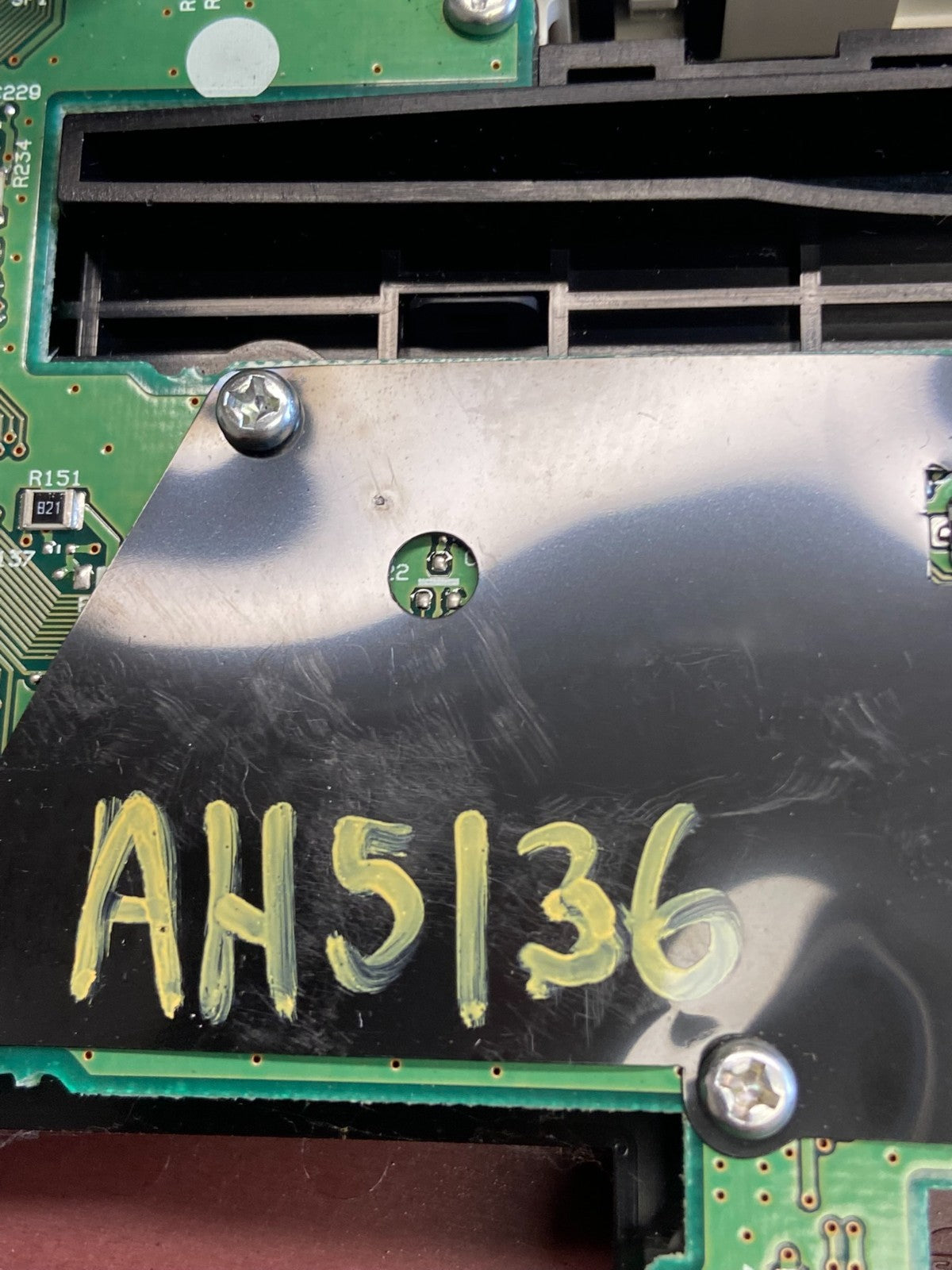 2010 to 2013 Infiniti G37 Radio Player Climate Control Panel Bezel AH5136 DG6