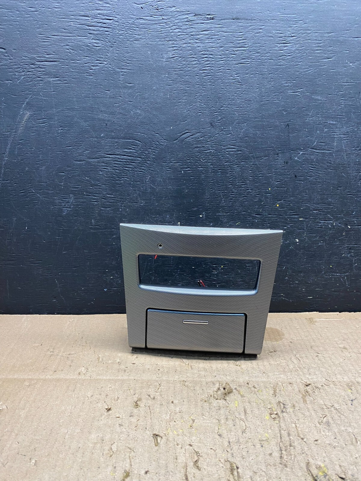 2007-2009 Nissan Altima Center Dash Radio Ash Tray Bezel Trim M8520 DG0