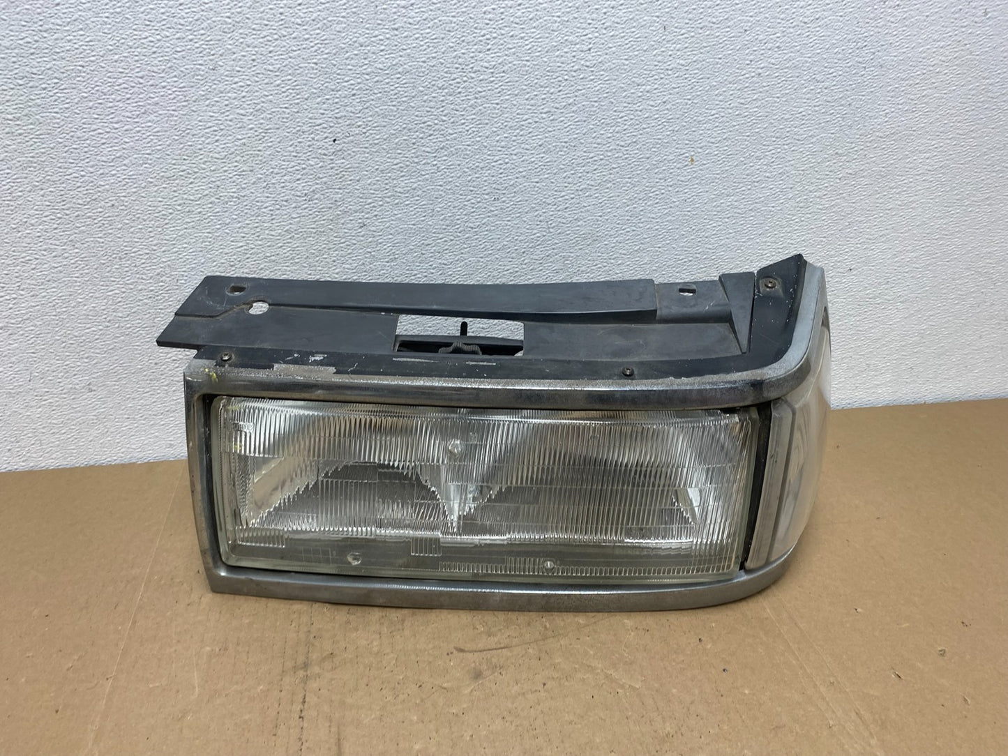 1987 to 1990 Buick Electra Left Driver Side Headlight AC56440