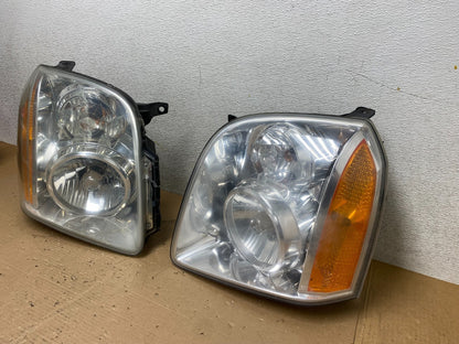2007 - 2014 GMC Yukon Halogen Headlights Left+Right Side Set R0632 DW1