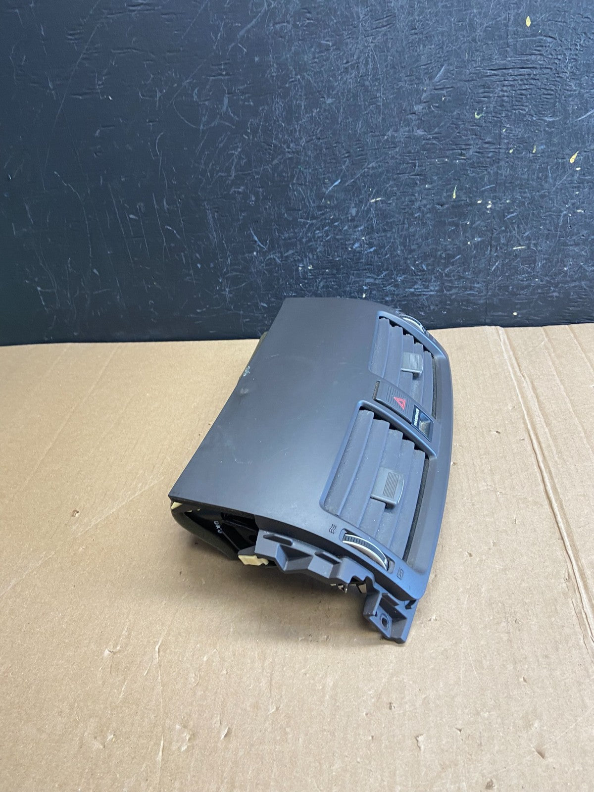 2009-2011 Toyota Corolla Center Dashboard AC HVAC Heater Air Vent Trim AE4402 DG1