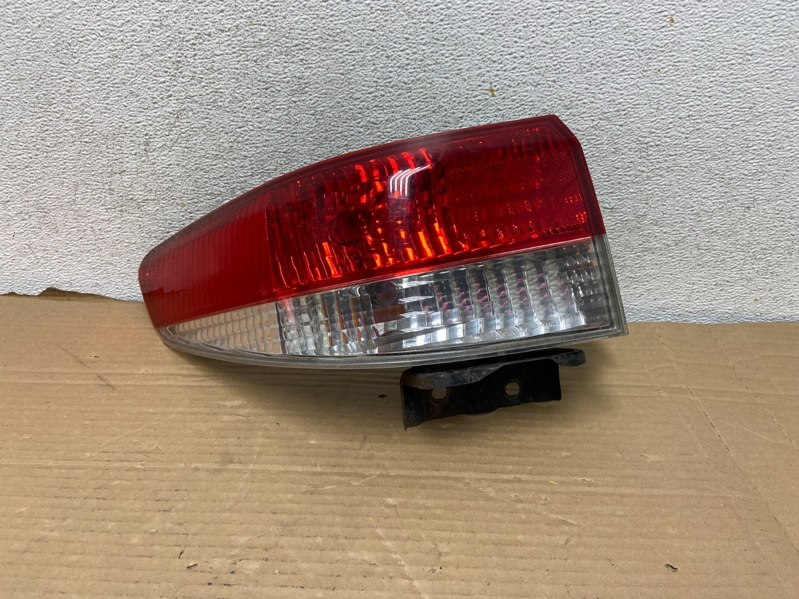 2003 to 2004 Honda Accord Sedan Left Driver Lh Side Tail Light AG8933 DW0