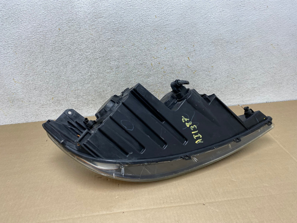 2011 to 2013 Kia Sorento Left Driver LH Side Headlight Halogen AI1387 LK8