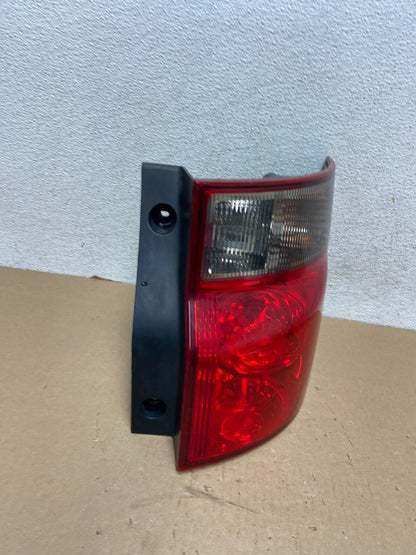 2003 to 2008 Honda Element Right Passenger Rh Side Tail Light AG34062