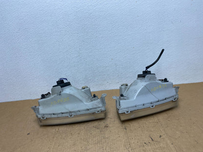 1998 to 2002 Kia Sportage Left+Right Halogen Headlights AD0635 DW8