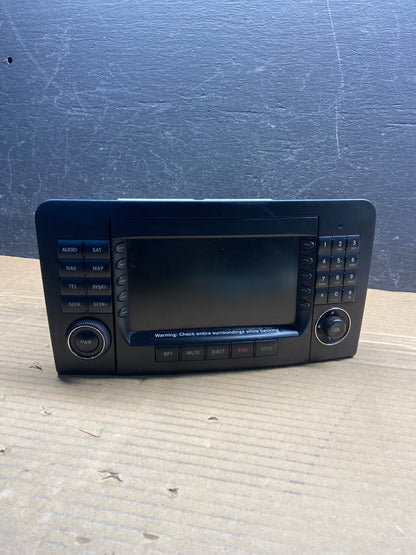 2006 2007 2008 Mercedes ML350 GL450 Radio Navigation Screen Display ae2545 DG0