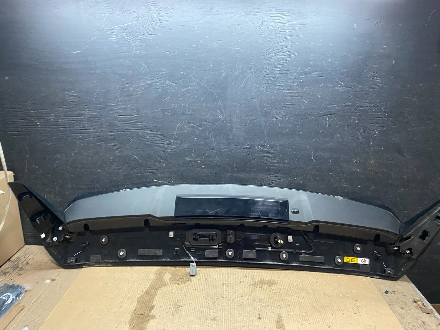 2020 to 2023 Ford Explorer Rear Liftgate Spoiler Wing OEM X3278 DG8