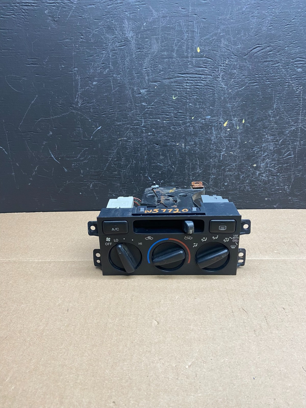 1997-2001 Toyota Camry AC Heater Temperature Climate Control AC6124 DG0