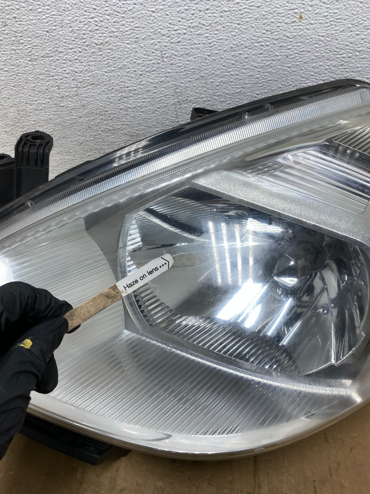 2008 to 2012 Nissan Versa Headlight Halogen Left Driver Lh Side AD1208 DW4