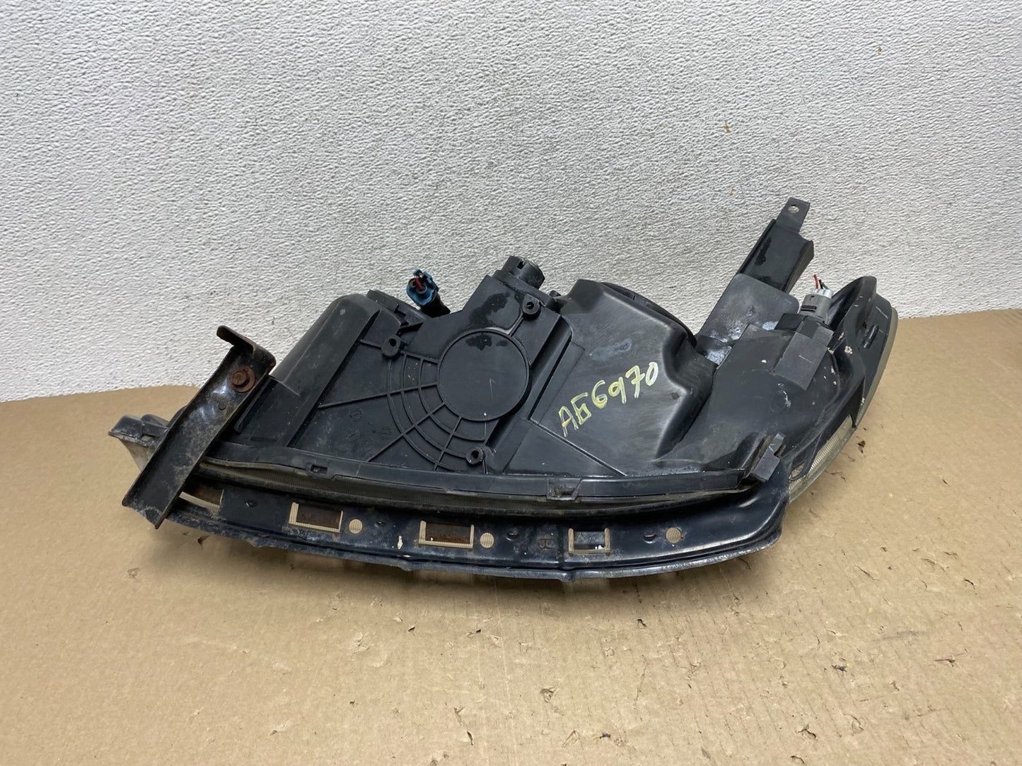 2004 2005 Honda Civic Sedan Headlight Halogen Right Passenger Rh AG6970 DW7