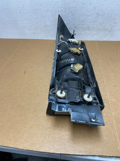 1982 to 1992 Chevrolet Camaro Right Passenger RH Side Tail Light ad9219 DG5