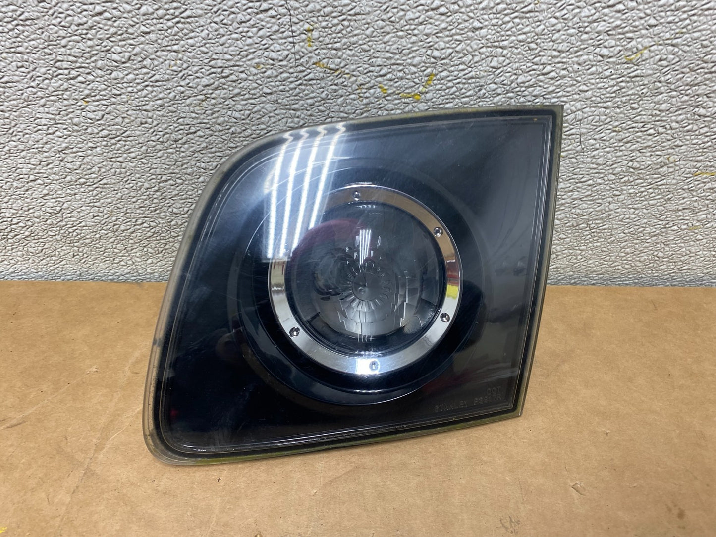 2004 - 2009 Mazda 3 Sedan Right Passenger Rh Side Tail Light inner OEM X3748 DW0