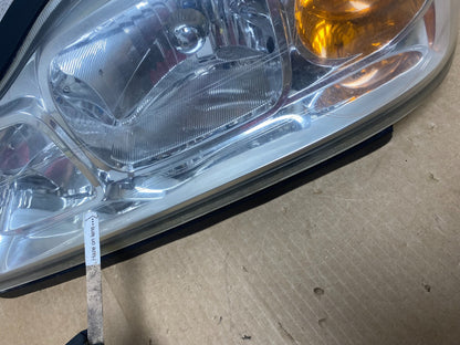 2006 to 2007 Saturn Vue Headlight Left Driver LH Side Halogen AF9535 DW4