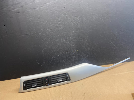 2012-2018 BMW F30 3 320i 328i Front Center Dash Air Vent Panel Trim OE AB9444 DG0