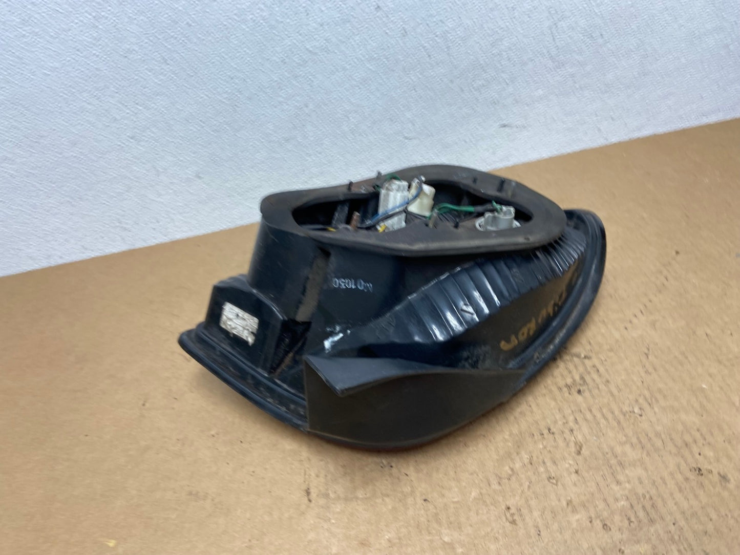 2000-2002 Hyundai Tiburon Right Passenger Rh Side Tail Light Oem AC2975 LK5