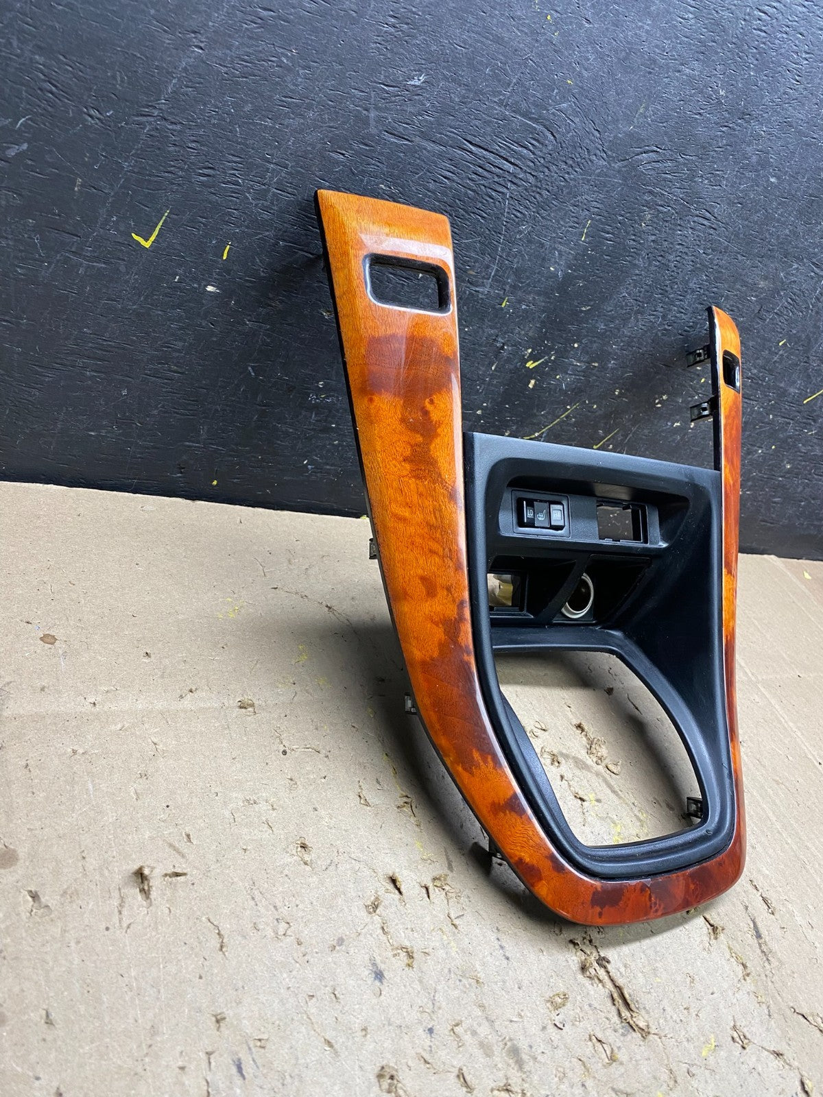 1999 to 2003 Lexus RX300 dash Console Center Shifter Floor Bezel OEM u5282 DG1