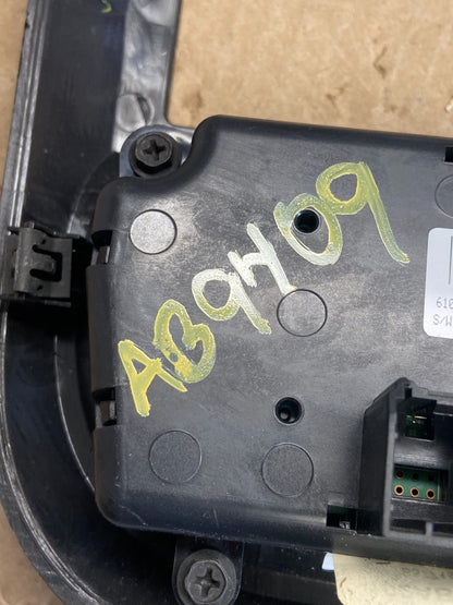 2011 to 2017 Jeep Compass Dash Climate Temperature Control Radio Bezel AB9409 DG6