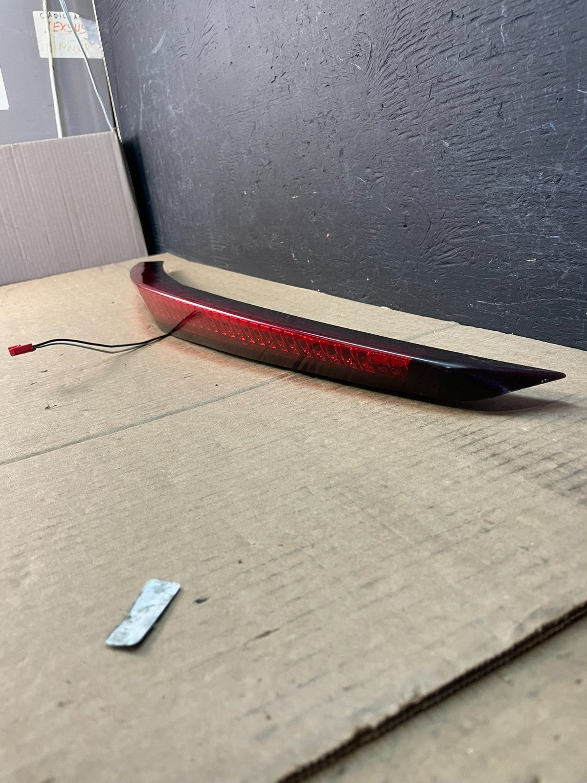 2008-2013 Cadillac Cts Sedan Trunk Lid 3rd Third Brake Tail Light AD0276 DG1
