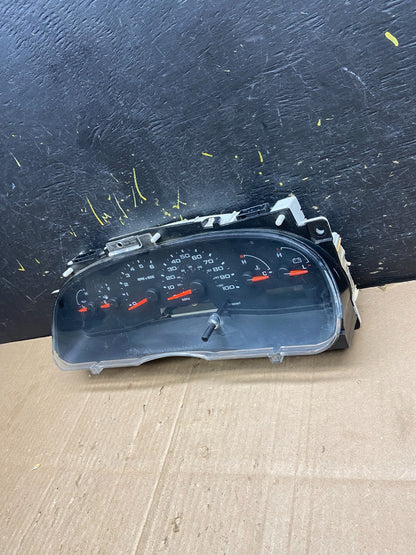 2006 Ford E350 Gauge Speedometer Cluster OEM aa8167 DG1