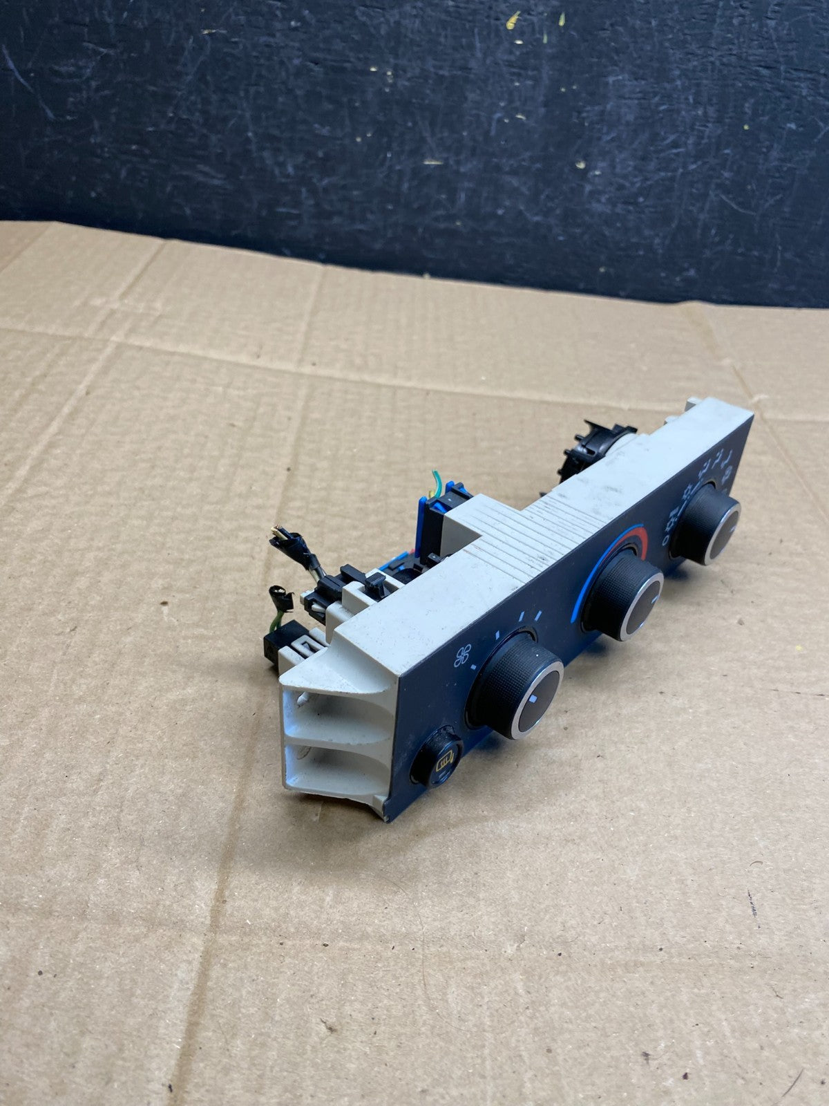 2008-2010 Chevrolet Express 1500 2500 3500 Climate Control Panel ac9286 DG1