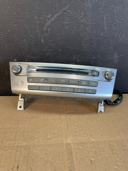 2013-2017 Infiniti QX60 Dash Center Radio Control Panel  AC2353 DG0